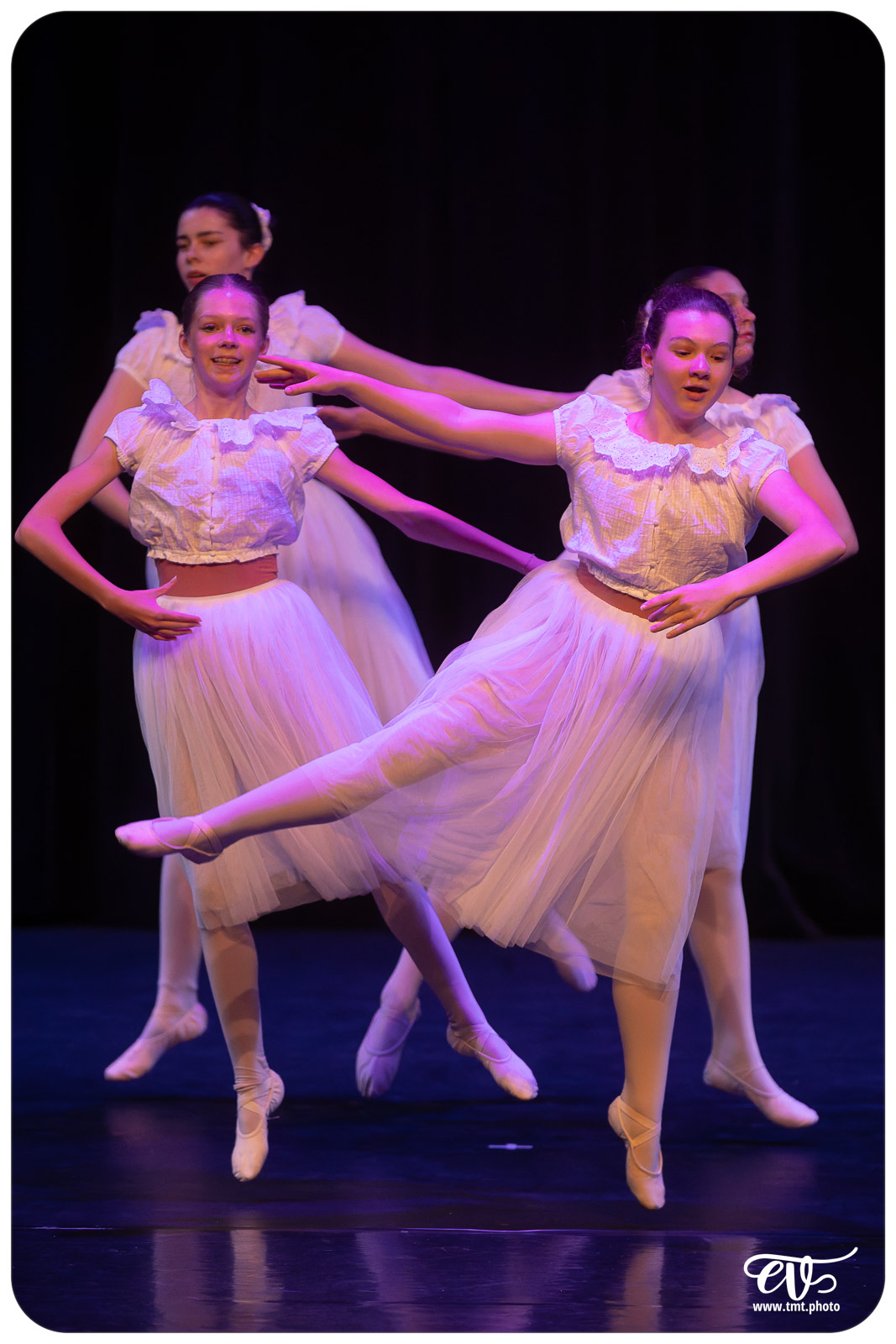 ECOLE DE DANSE CÉCILE ADAMOW